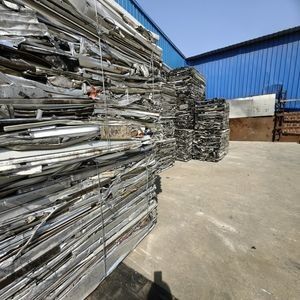 Hot Sell 6063aluminum Scraptop Quality Purity of Made in China Aluminum Content 75%, 95% 99.7%